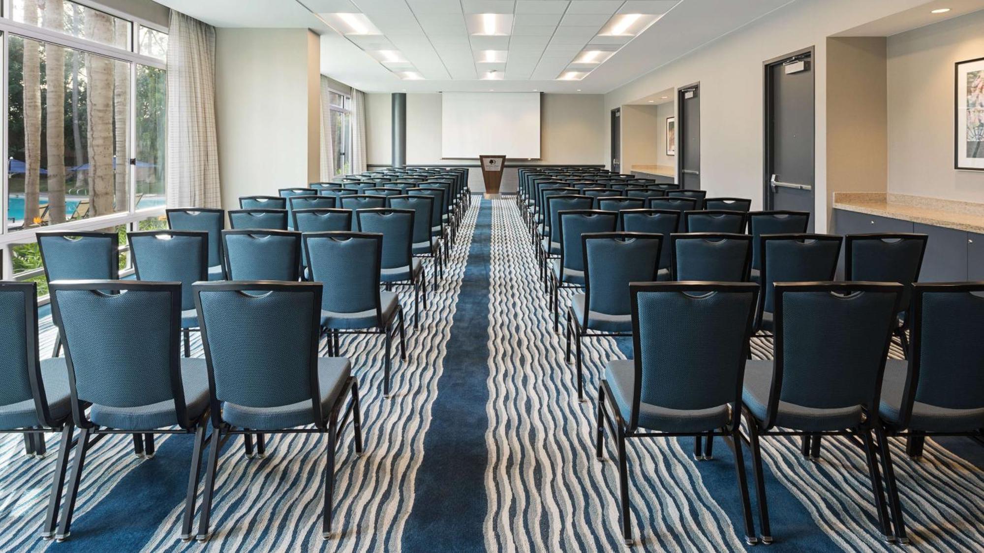 Doubletree By Hilton San Diego Del Mar Εξωτερικό φωτογραφία